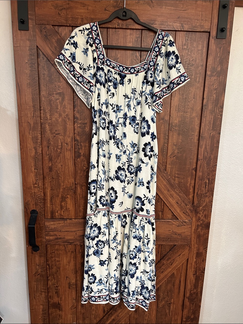 Max Studio Cream Dress with Navy Floral Print - Picture 3 of 15